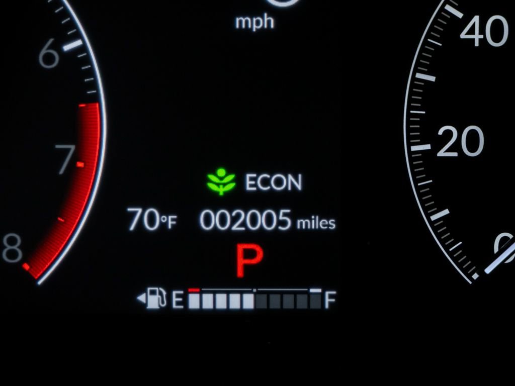 Used 2025 Honda Pilot EX-L image 11