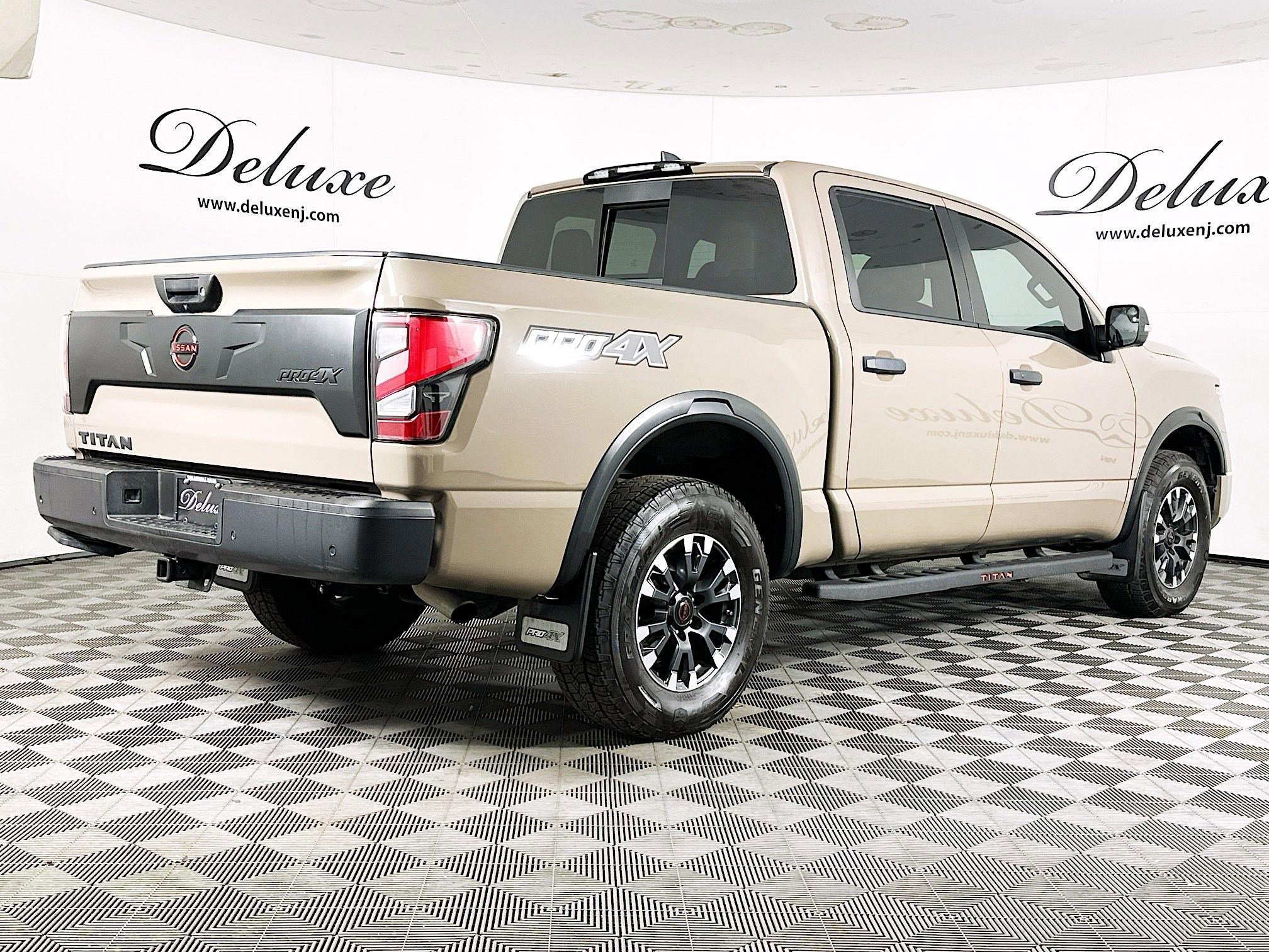 Used 2024 Nissan Titan PRO-4X w/ Pro-4x Convenience Package AWD/4WD image 6