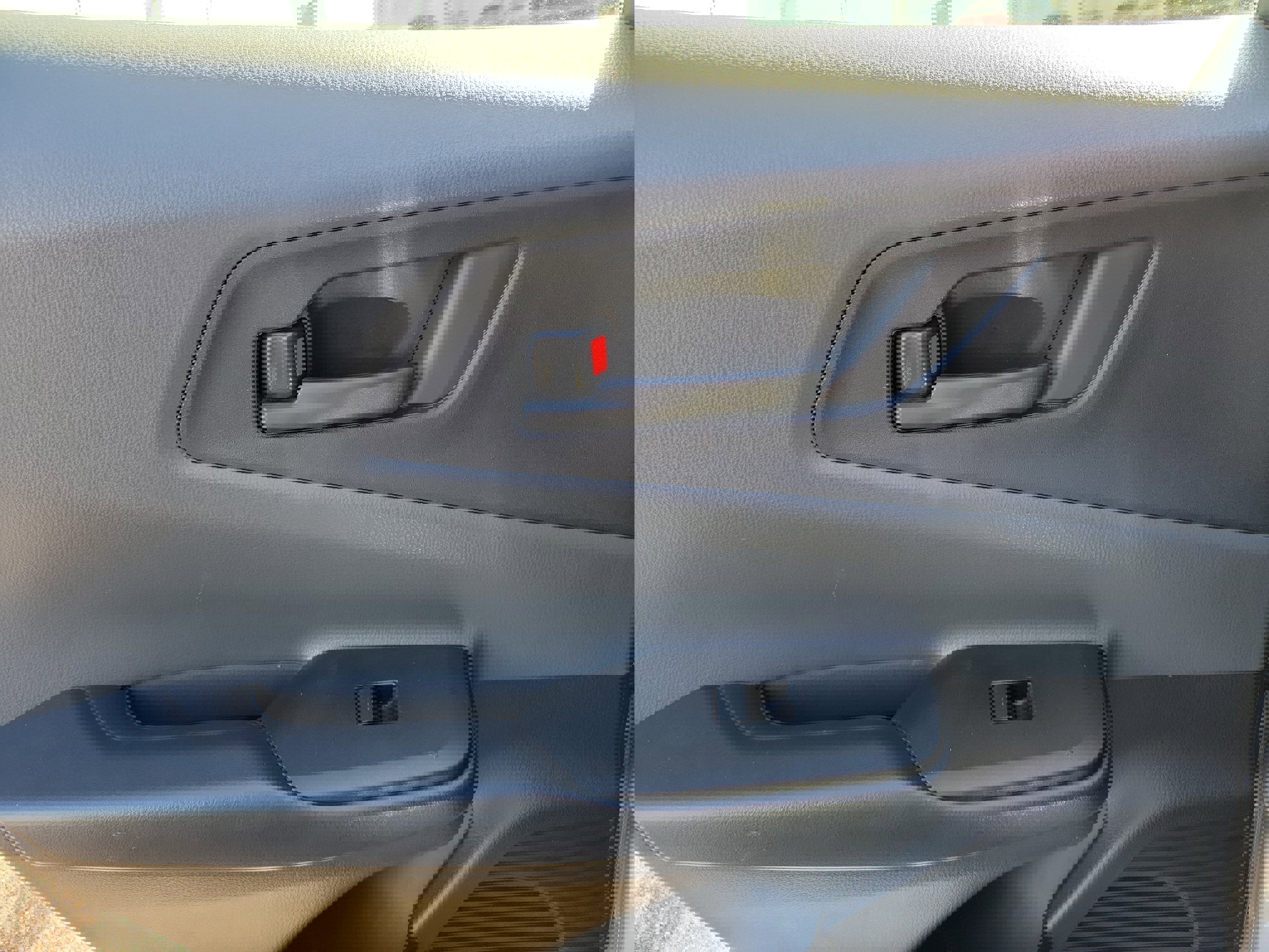 Used 2024 Toyota Prius LE FWD image 12