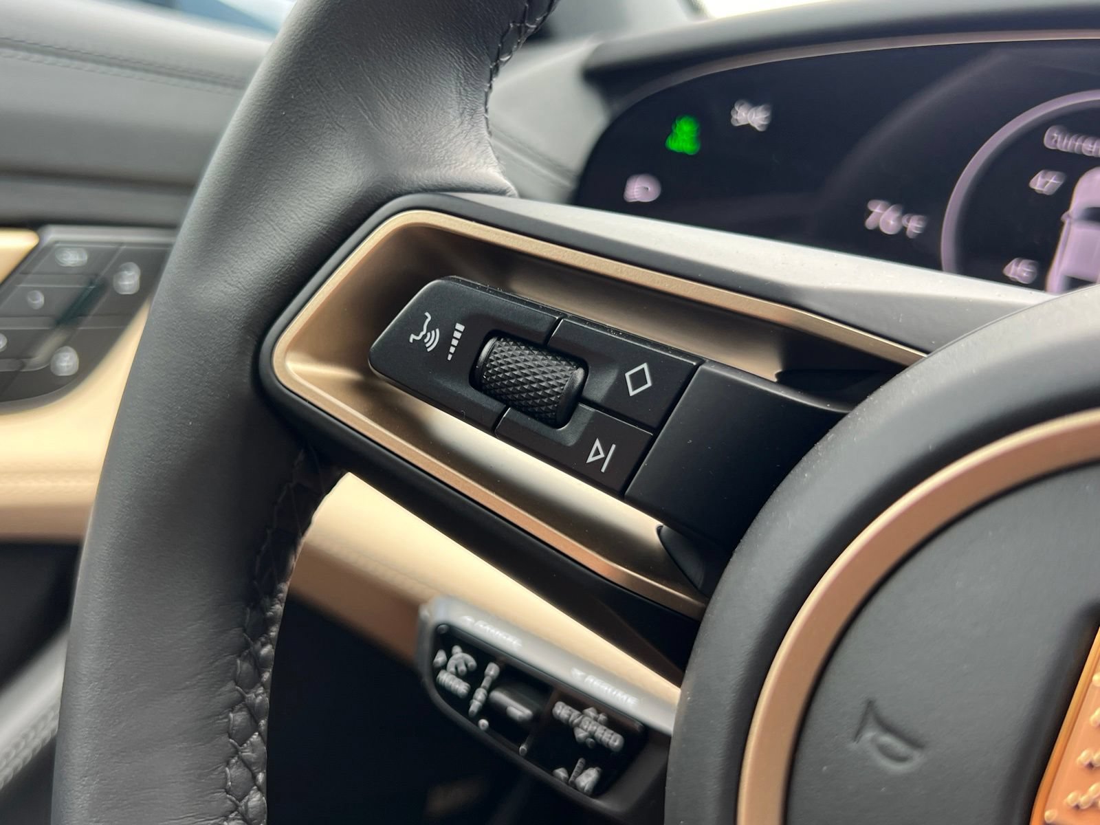 New 2026 Porsche Taycan AWD/4WD image 26