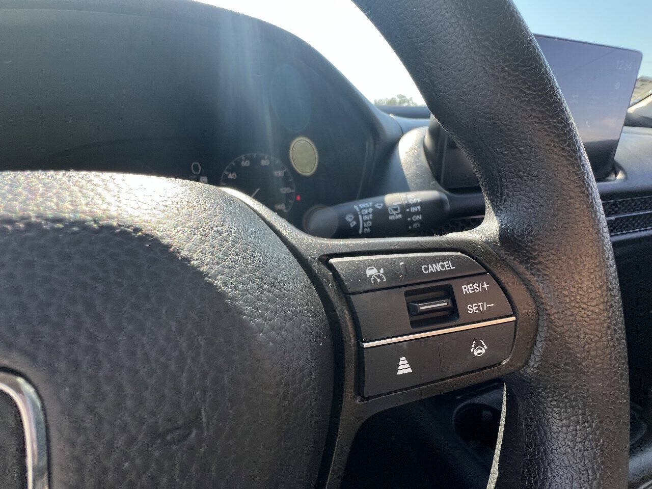 Used 2026 Honda HR-V LX image 10