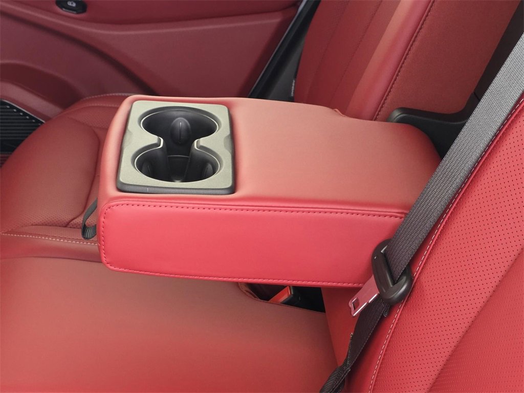 New 2025 Jeep Wagoneer Launch Edition image 10