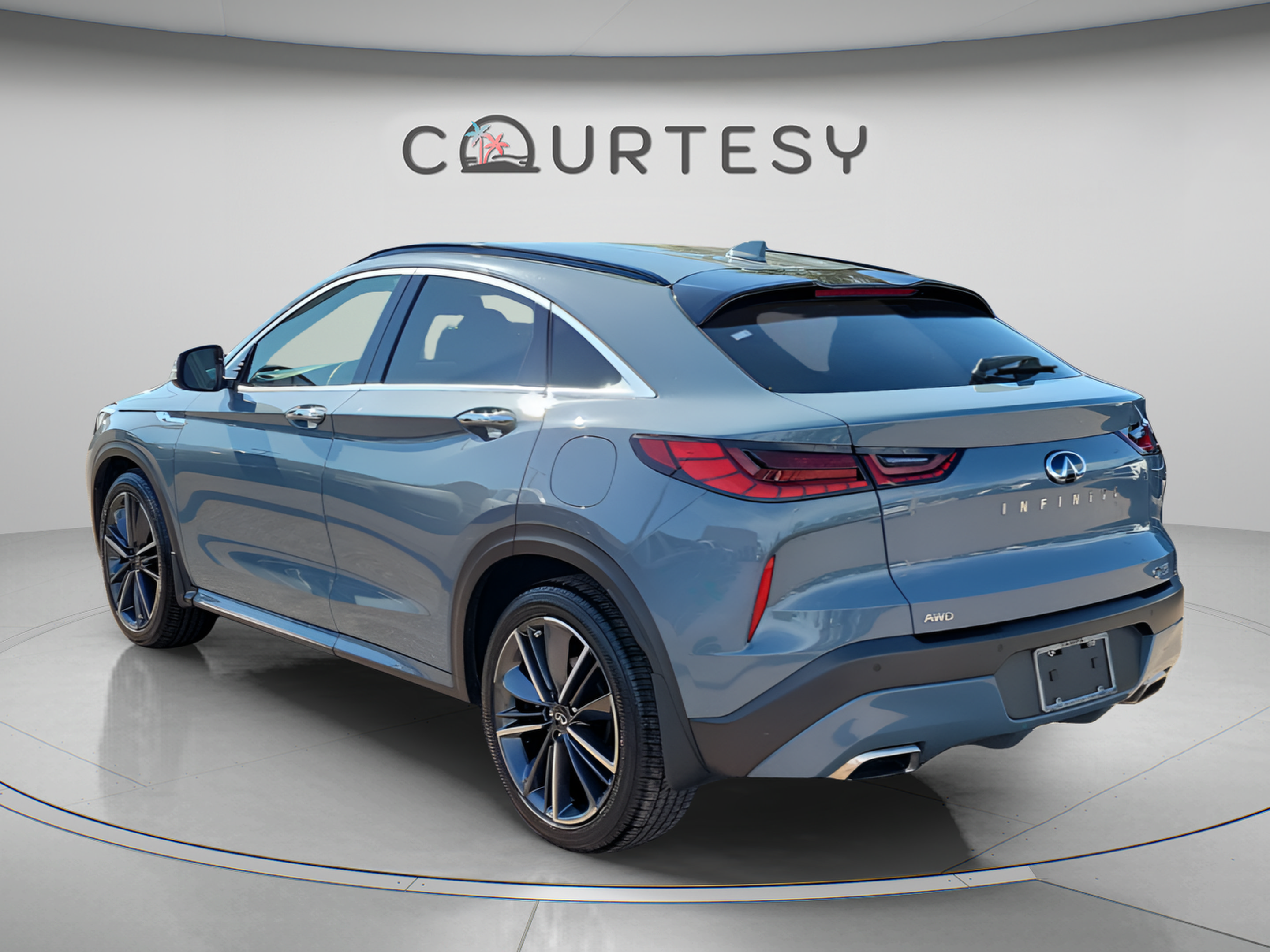 Certified 2023 INFINITI QX55 Sensory w/ Lighting Package AWD/4WD image 2