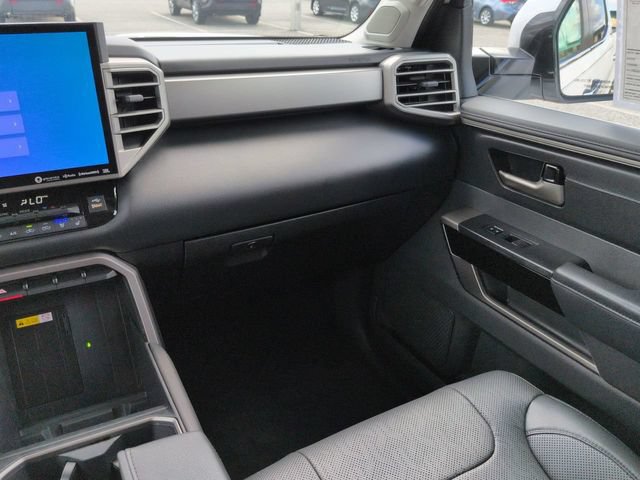 Used 2024 Toyota Tundra Limited AWD/4WD image 17