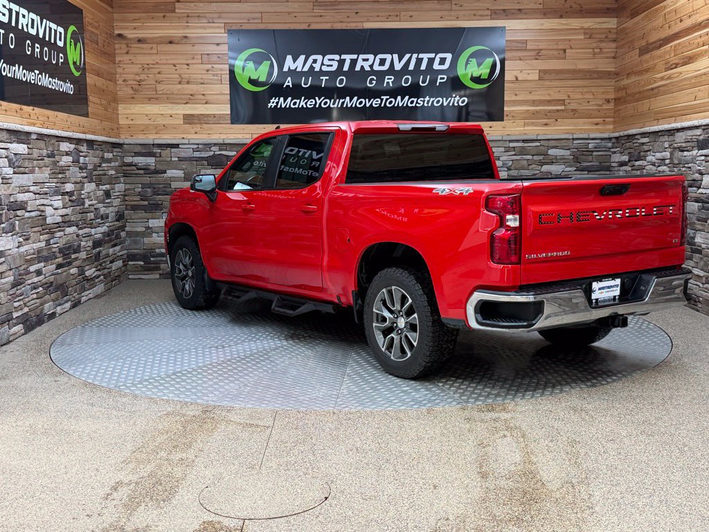 Used 2023 Chevrolet Silverado 1500 LT AWD/4WD image 7