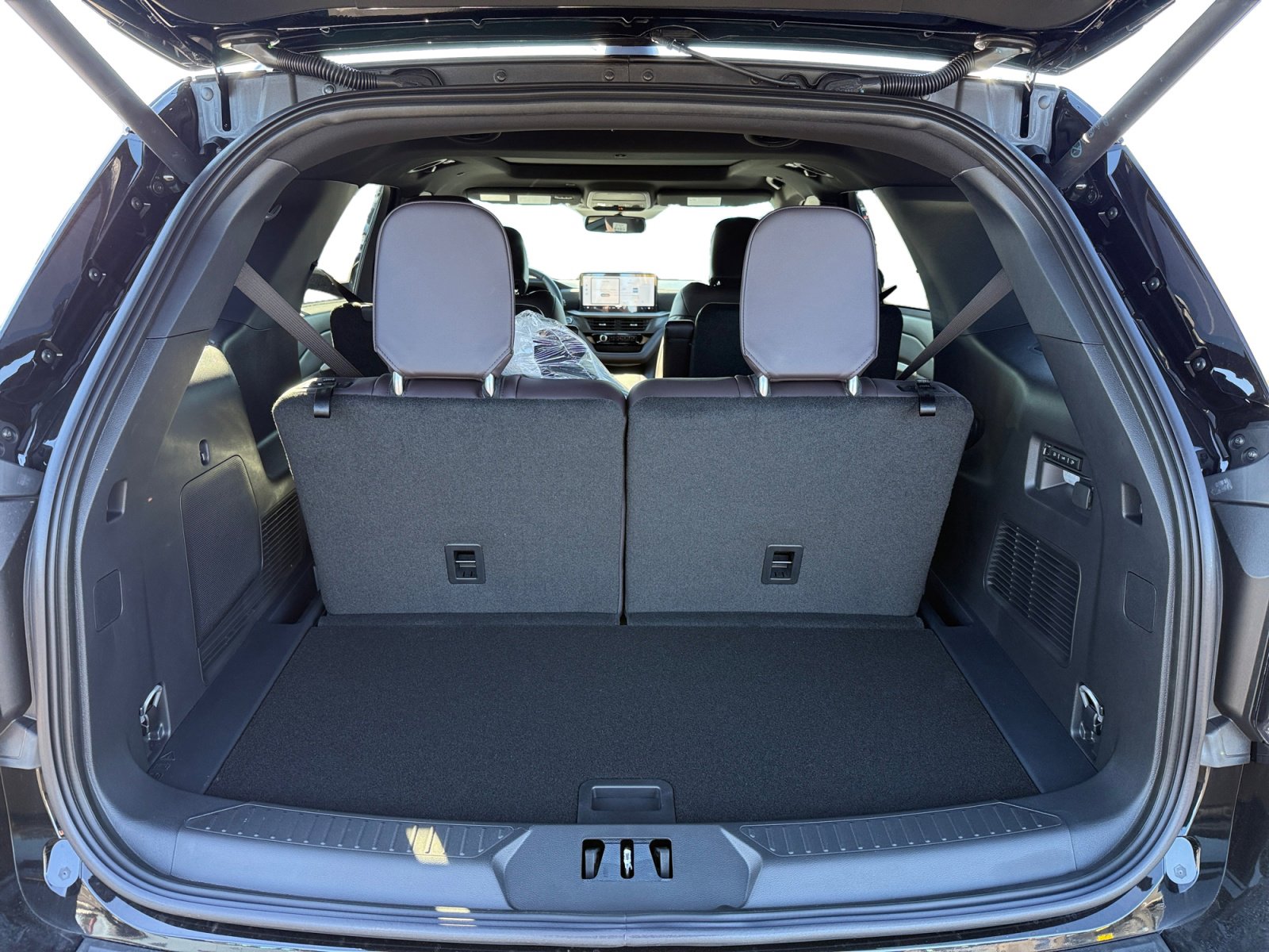 New 2026 Ford Explorer Platinum w/ LUX Leather Package image 17