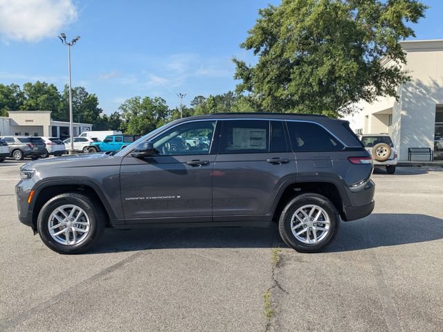 New 2026 Jeep Grand Cherokee Laredo RWD image 6