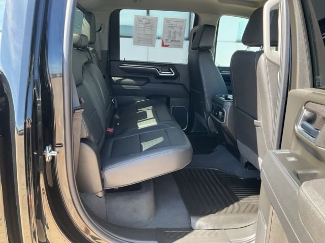 Used 2025 Chevrolet Silverado 2500 LTZ w/ LTZ Plus Package image 33