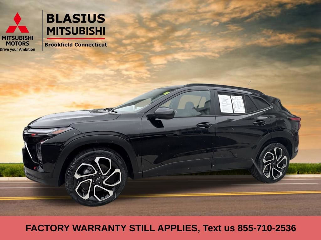 Used 2024 Chevrolet Trax RS image 4