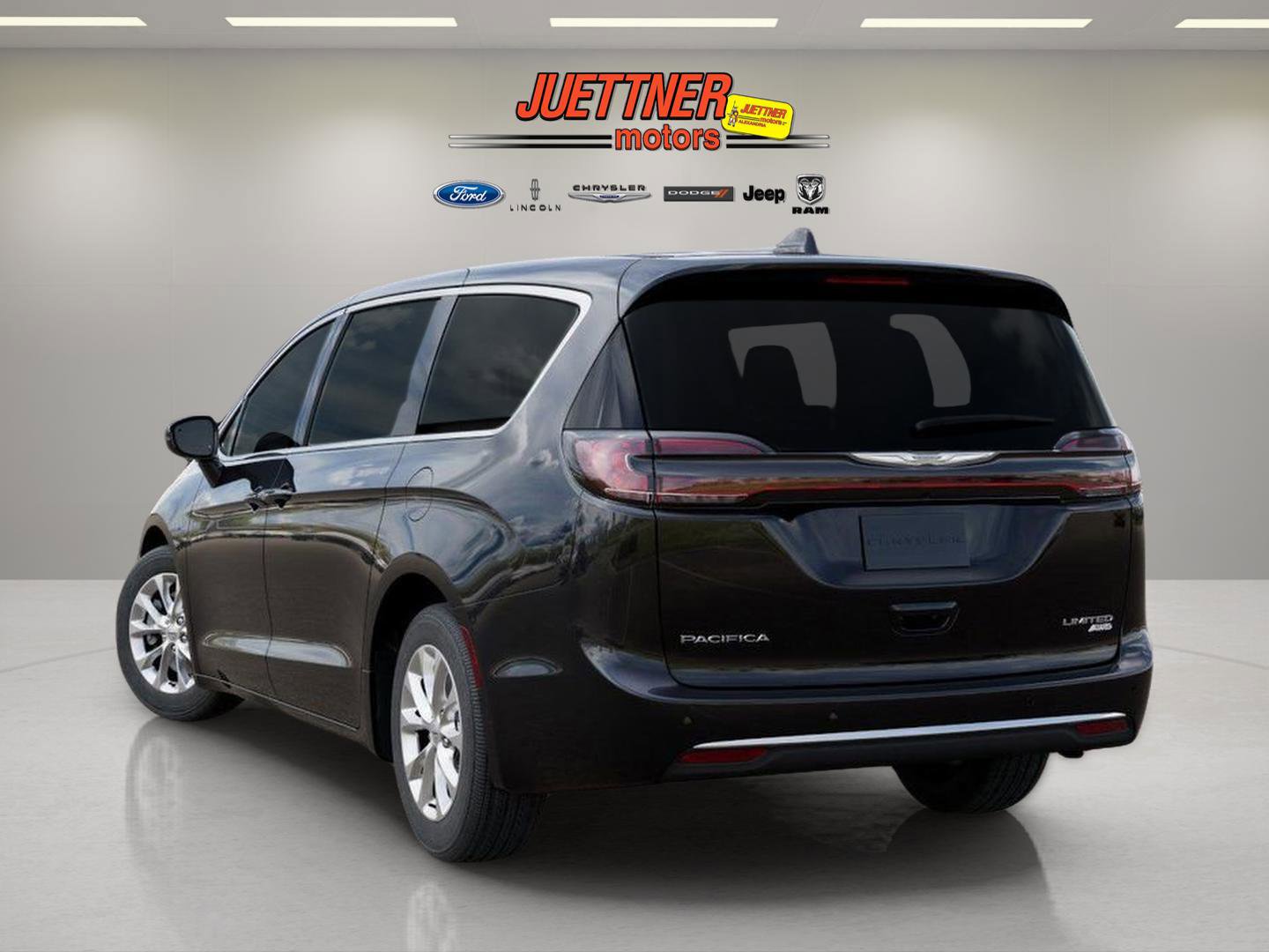 New 2026 Chrysler Pacifica Limited AWD/4WD image 5
