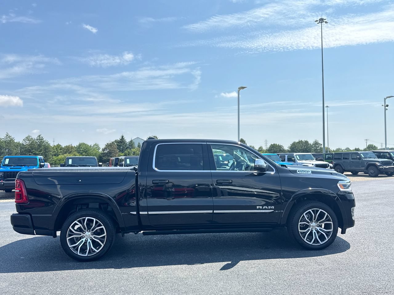Used 2025 RAM 1500 Tungsten w/ Towing Technology Group AWD/4WD image 2