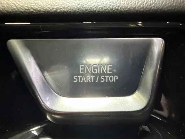 New 2026 GMC Yukon Elevation w/ Technology Package AWD/4WD image 17