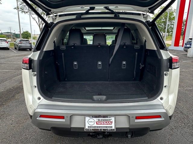 Certified 2024 Nissan Pathfinder SL w/ SL Premium Package AWD/4WD image 14
