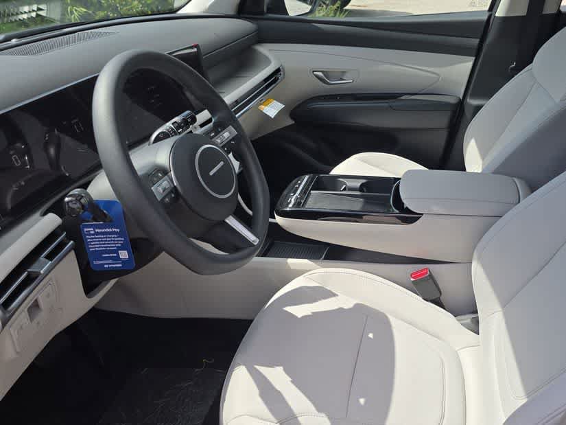 New 2026 Hyundai Tucson Blue SE FWD image 16