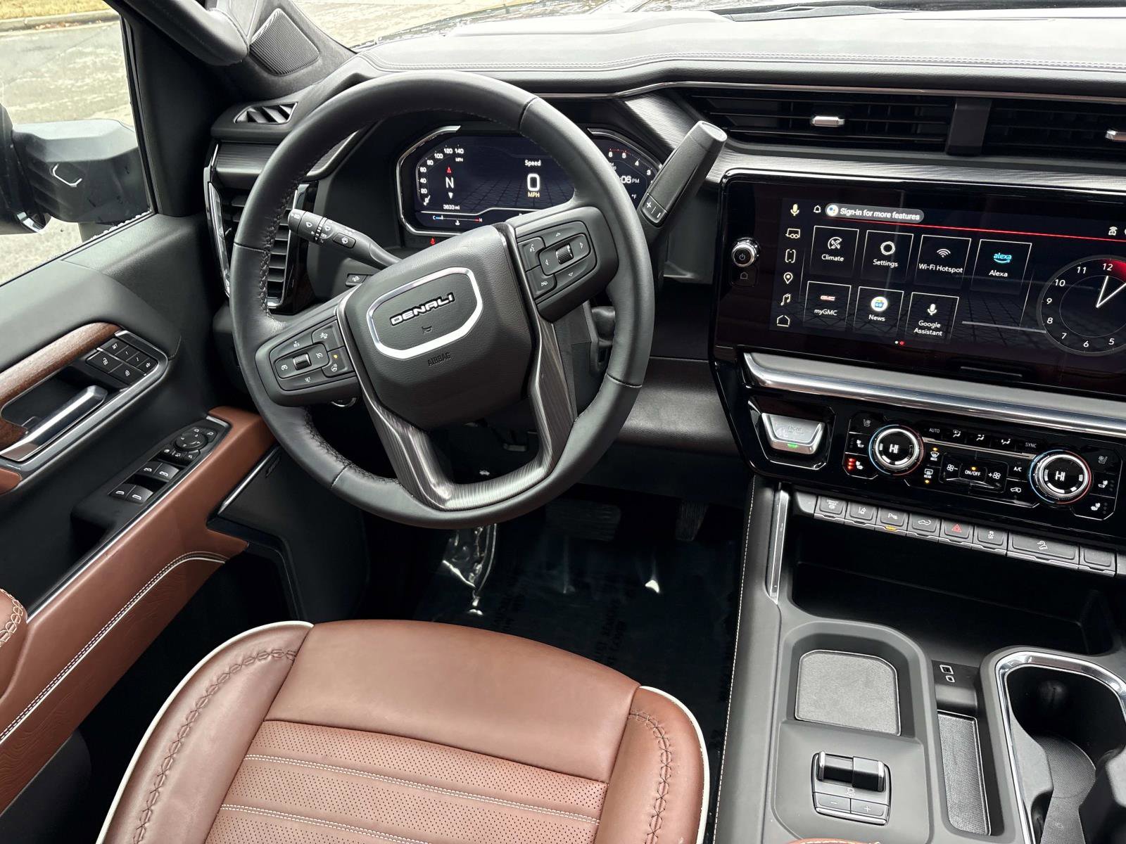 Used 2025 GMC Sierra 2500 Denali Ultimate image 27