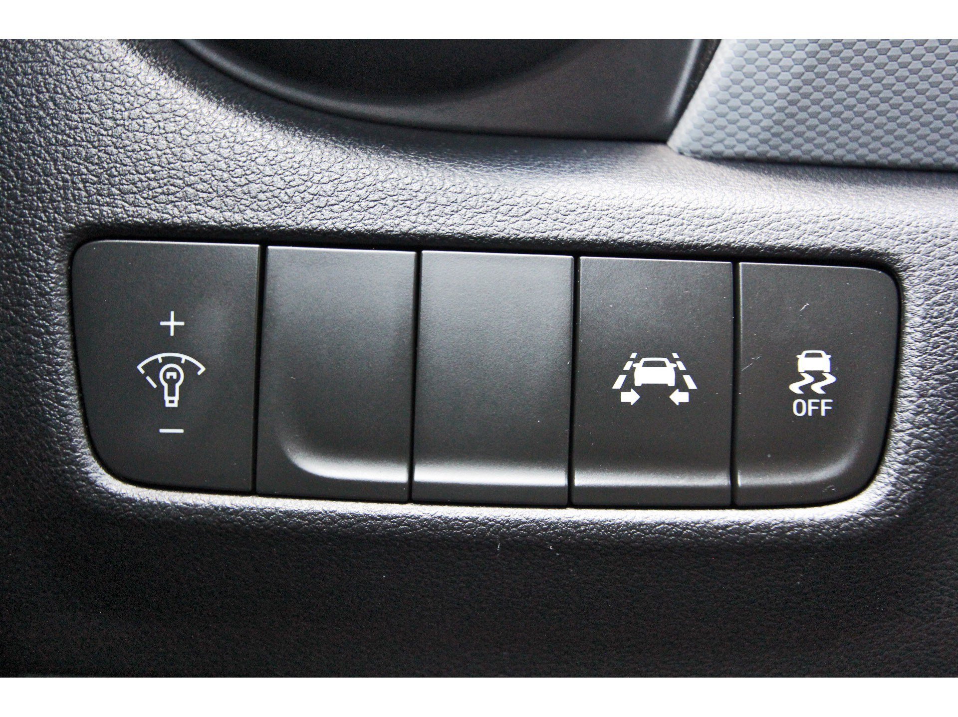 Used 2020 Hyundai Kona SE FWD image 23