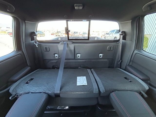 New 2026 Nissan Frontier PRO-4X w/ Pro-4x Convenience Package image 40