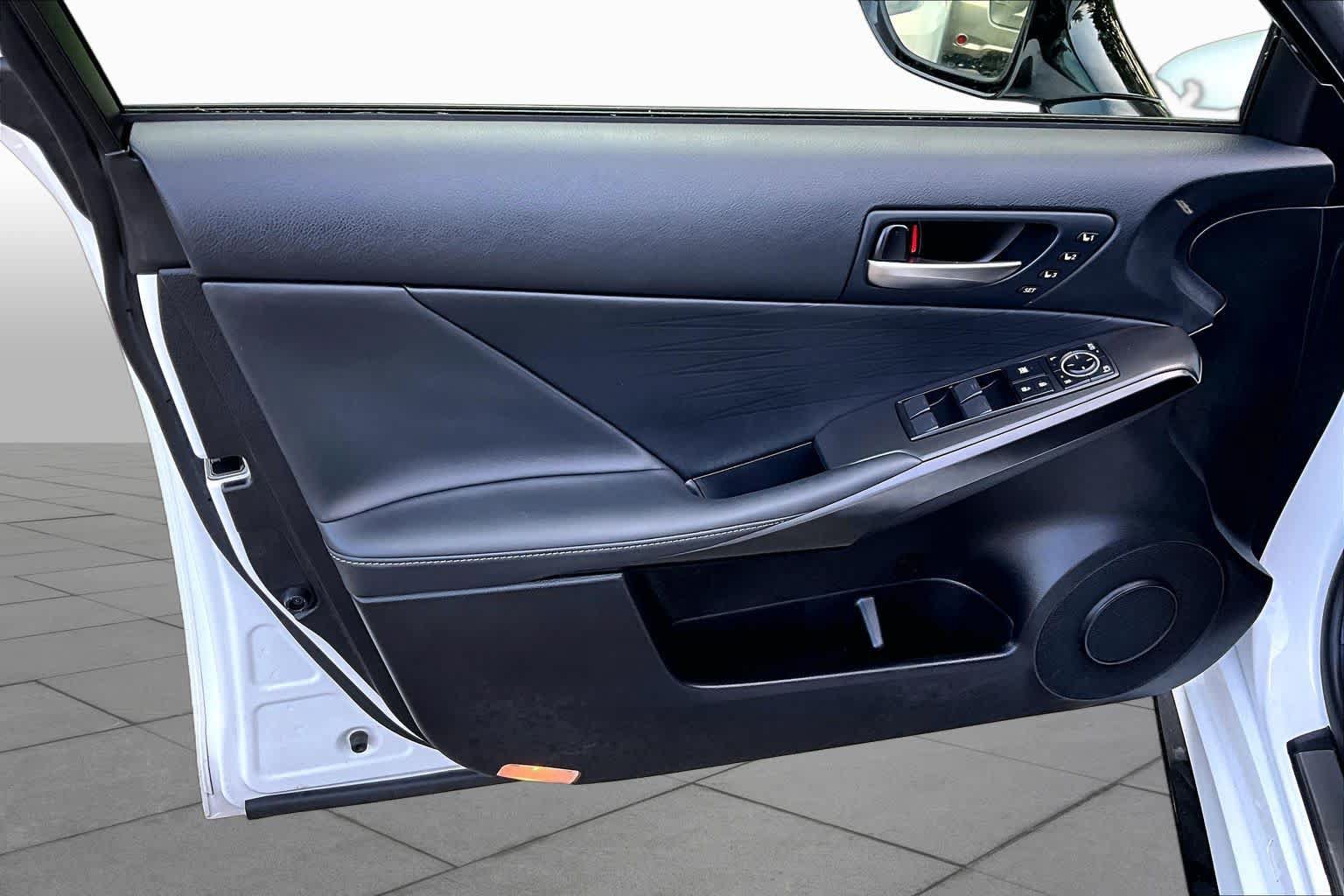Used 2025 Lexus IS 350 F Sport AWD/4WD image 21