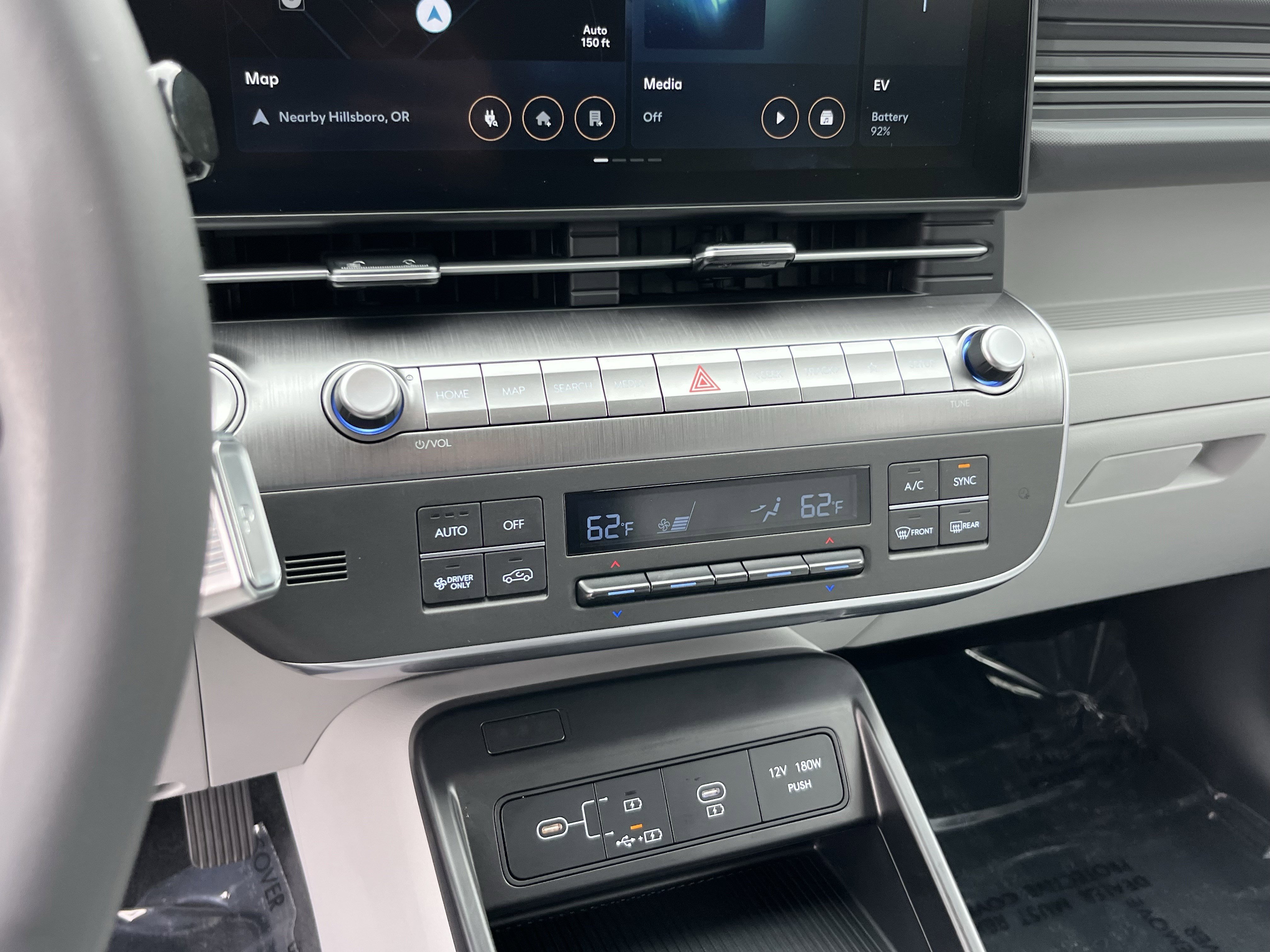 Certified 2024 Hyundai Kona SEL FWD image 23