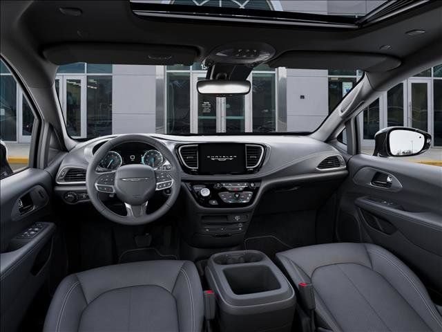 New 2027 Chrysler Pacifica Select AWD/4WD image 14