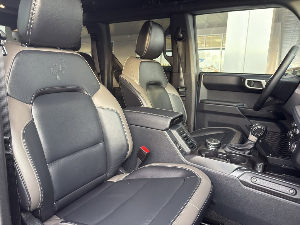New 2025 Ford Bronco Outer Banks w/ Black Appearance Package AWD/4WD image 35