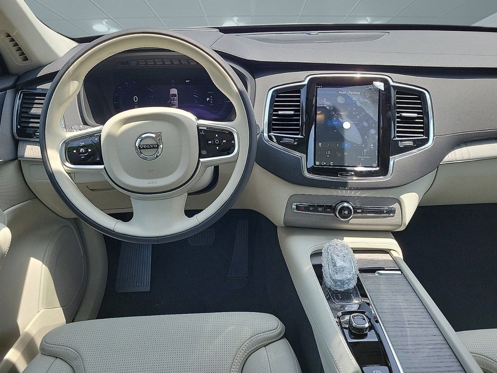 New 2024 Volvo XC90 T8 Ultimate w/ Protection Package Premier image 4