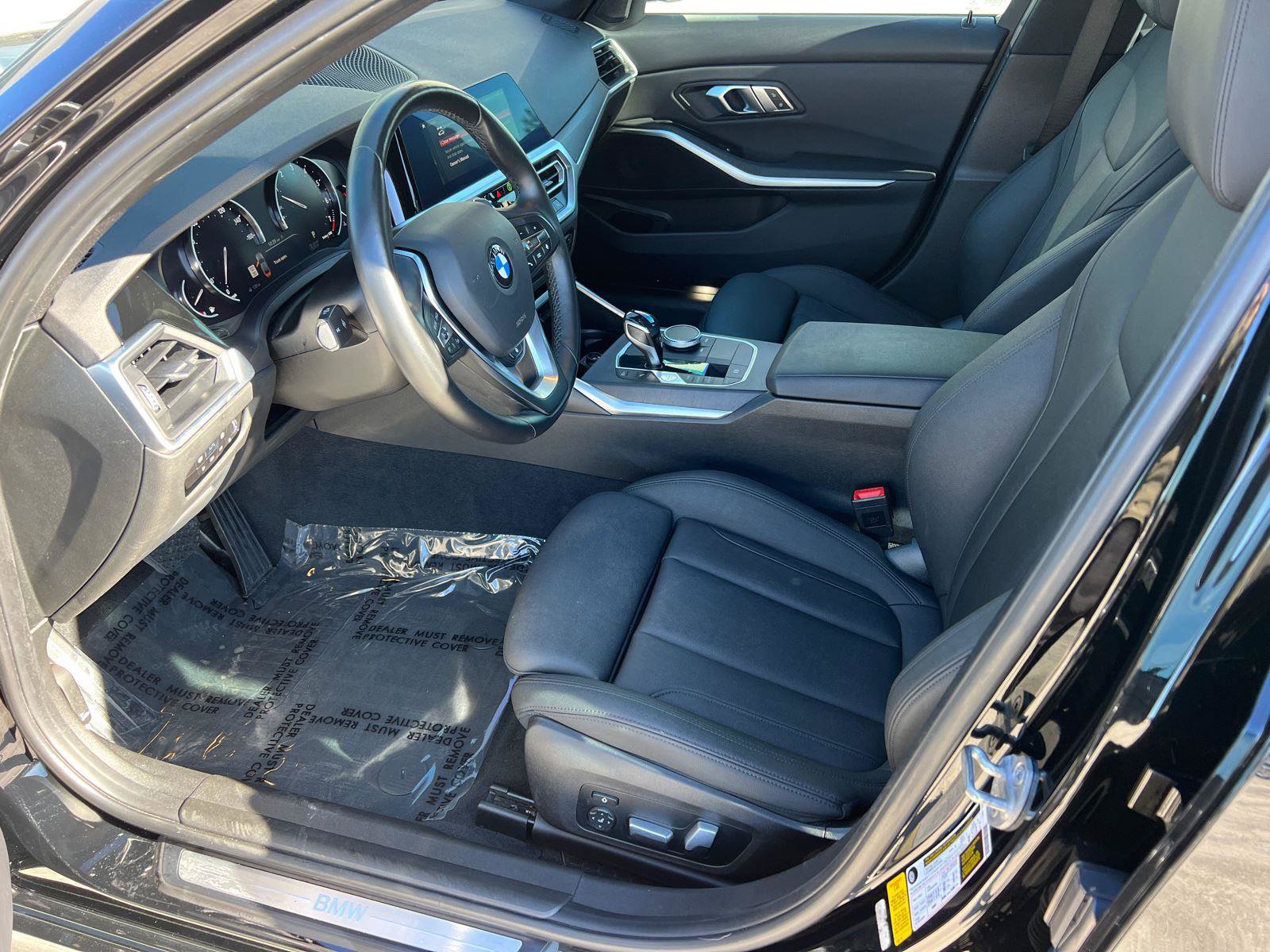 Used 2020 BMW 330i Sedan w/ Convenience Package image 9