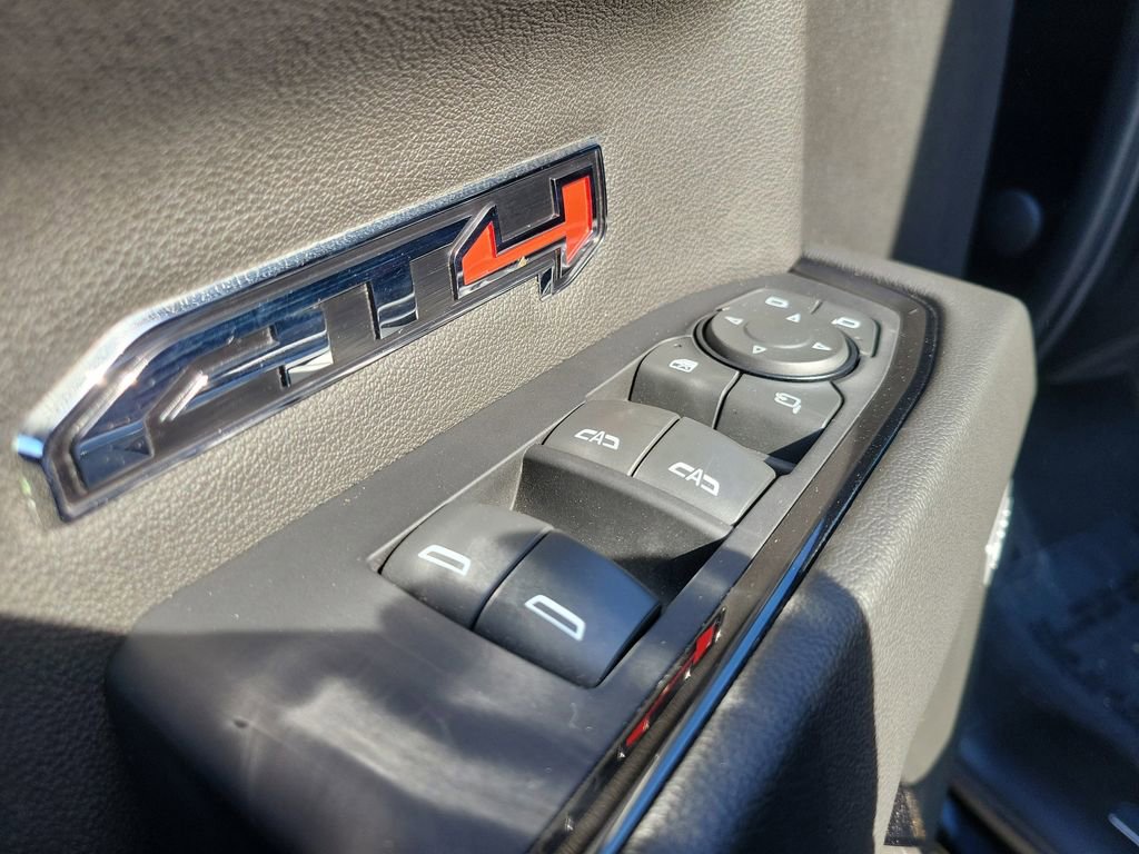 Used 2022 GMC Sierra 1500 AT4 w/ AT4 Premium Package image 17