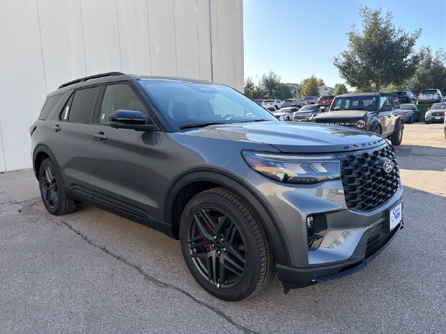 New 2027 Ford Explorer ST w/ Sun And Sound Package AWD/4WD image 3