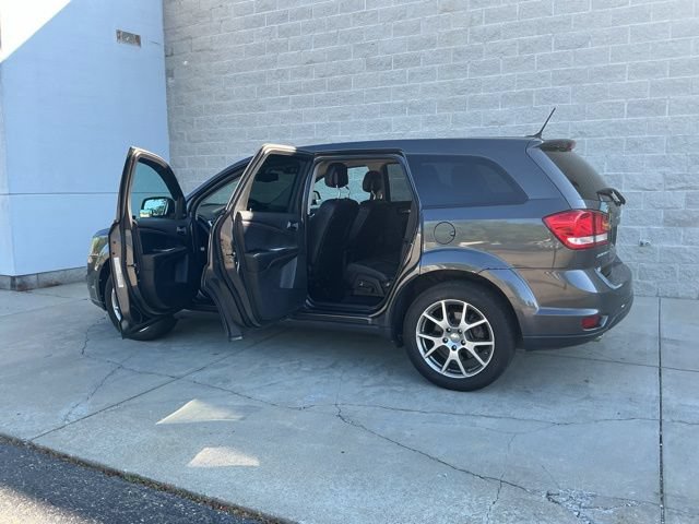 Used 2015 Dodge Journey R/T w/ Flexible Seating Group FWD image 11