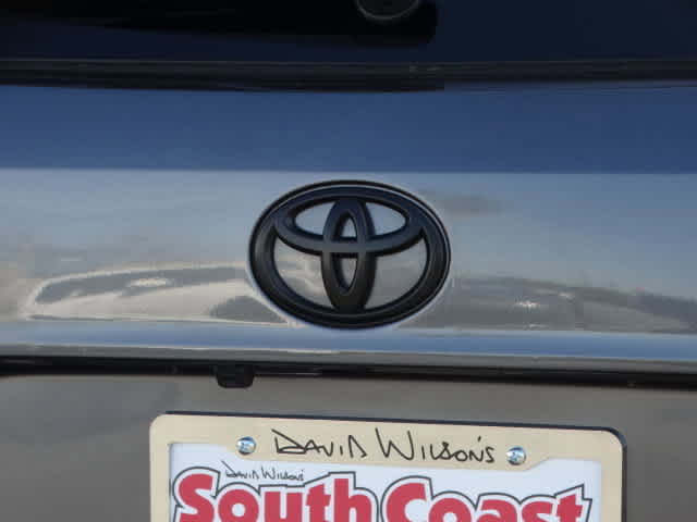 Used 2025 Toyota Highlander XLE image 9