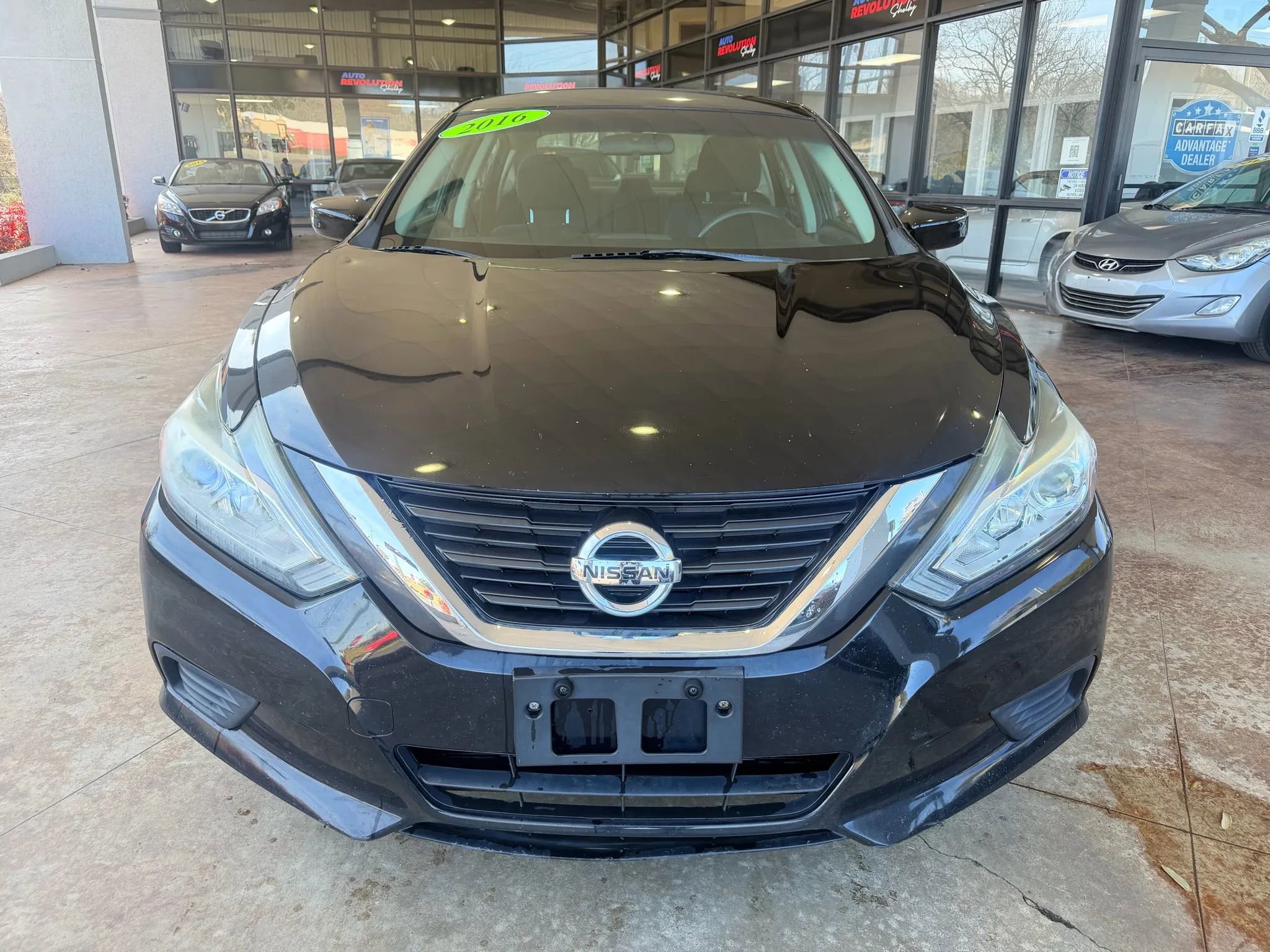 Used 2016 Nissan Altima 2.5 S w/ Power Driver Seat Package image 2