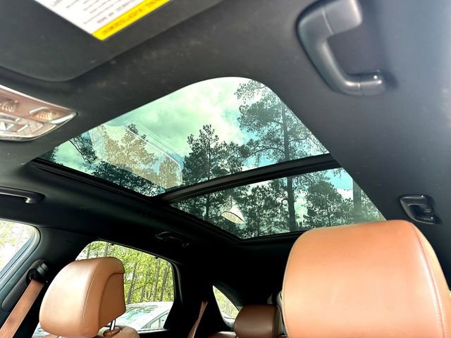 Used 2022 Genesis GV70 2.5T w/ Advanced Package image 18