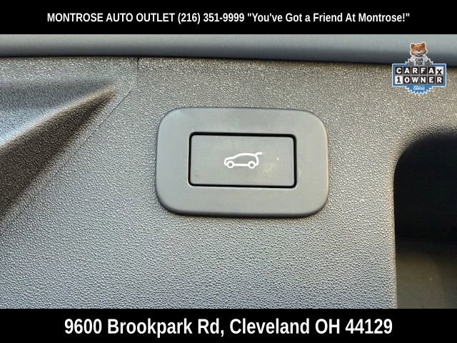 Used 2025 Land Rover Discovery Sport S image 39