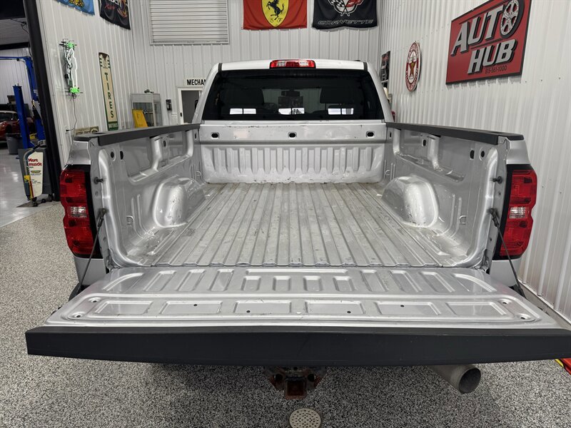 Used 2017 Chevrolet Silverado 2500 W/T w/ WT Fleet Convenience Package AWD/4WD image 6
