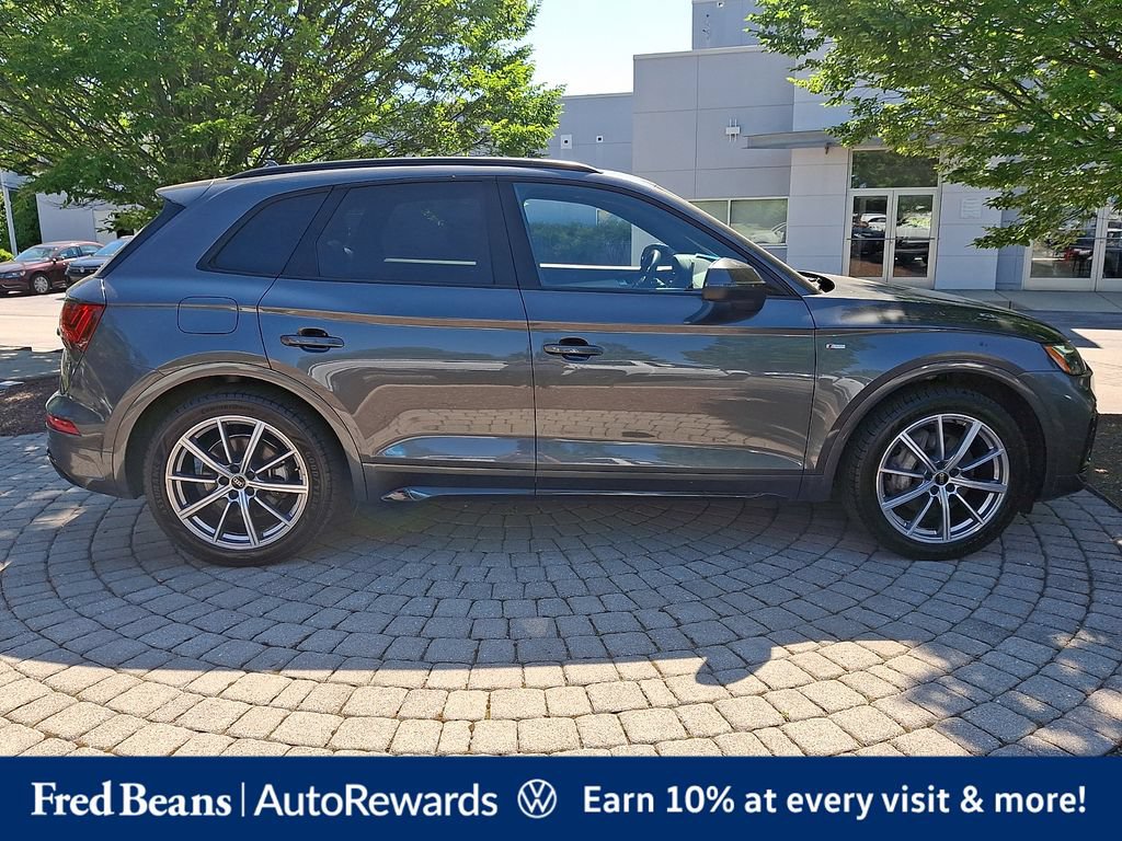 Used 2023 Audi Q5 e Premium Plus w/ Premium Plus Package AWD/4WD image 9