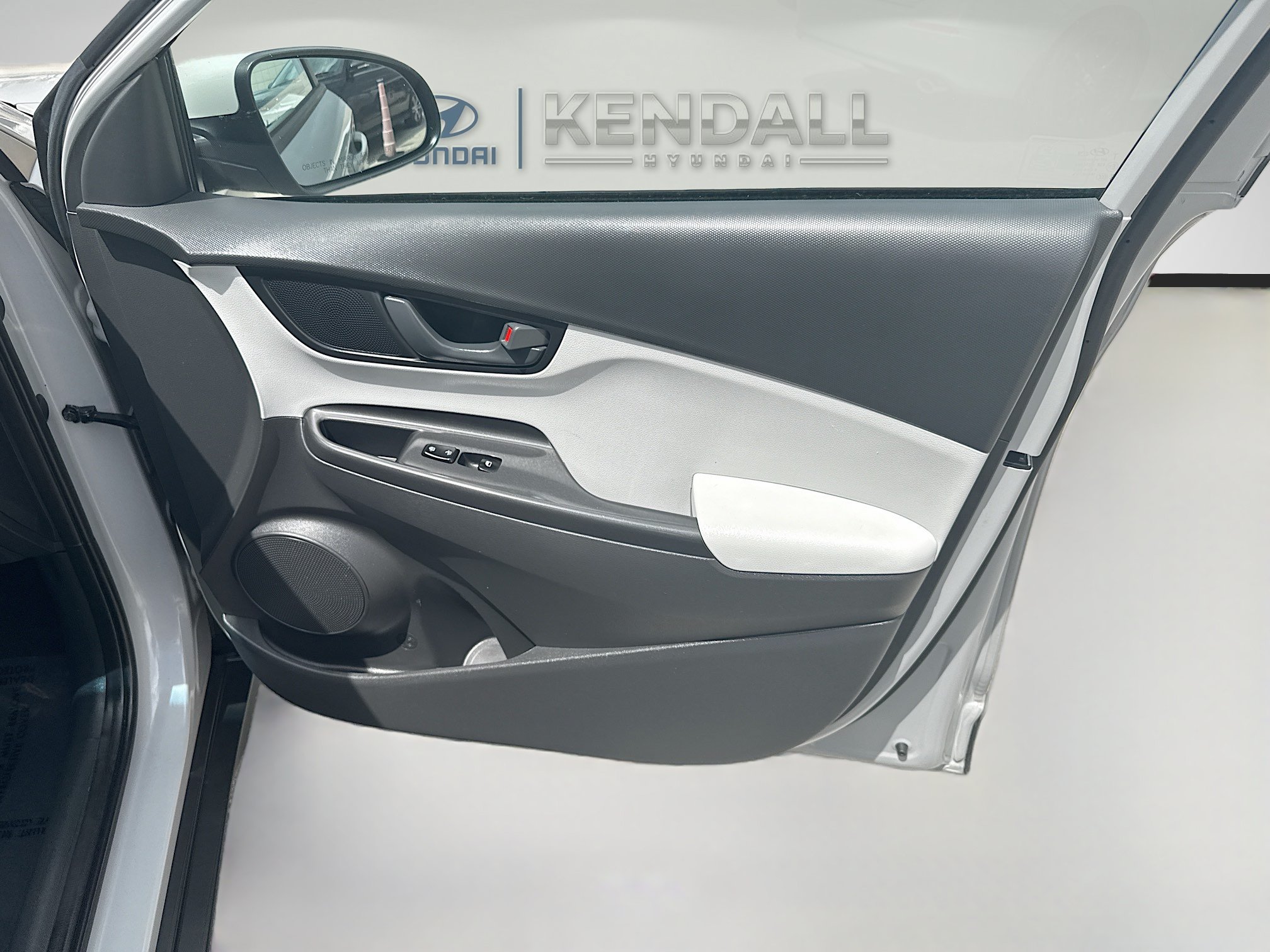 Used 2023 Hyundai Kona SE FWD image 30
