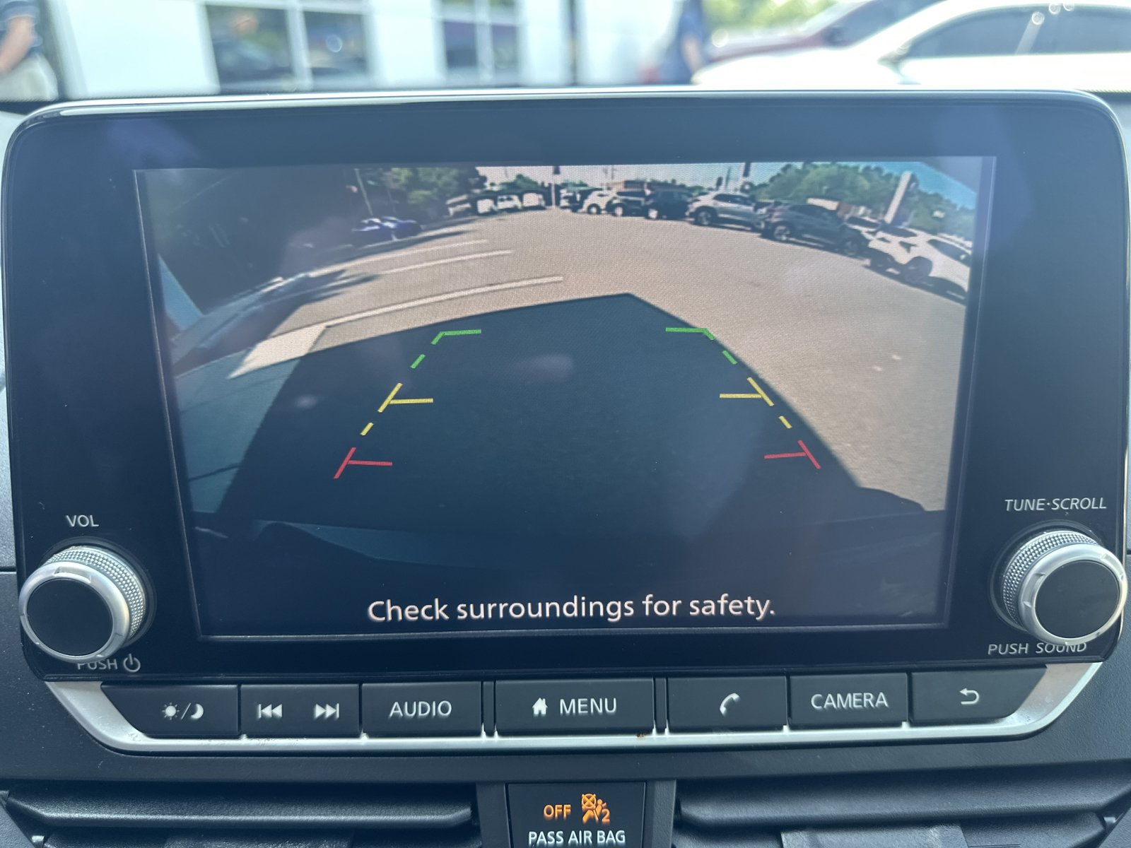 Used 2025 Nissan Altima 2.5 SV FWD image 15