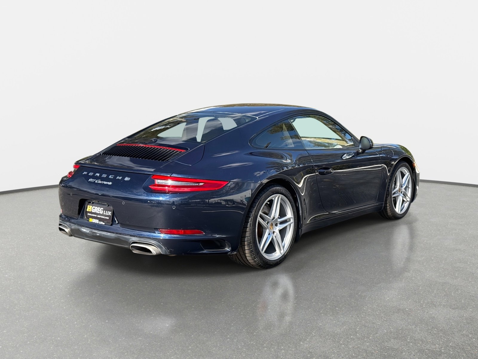 Used 2017 Porsche 911 Carrera image 3