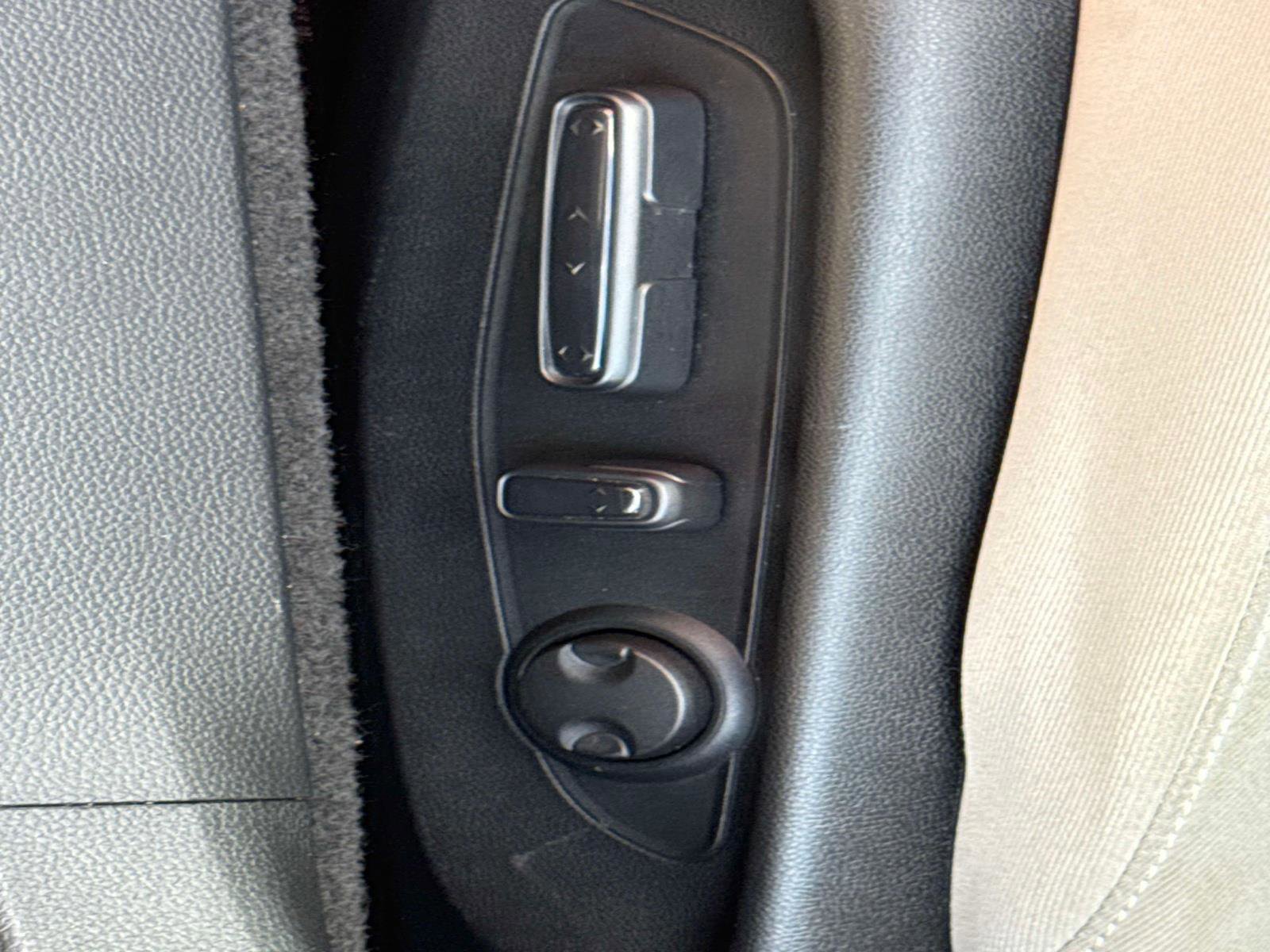 Certified 2023 Honda Accord EX image 18