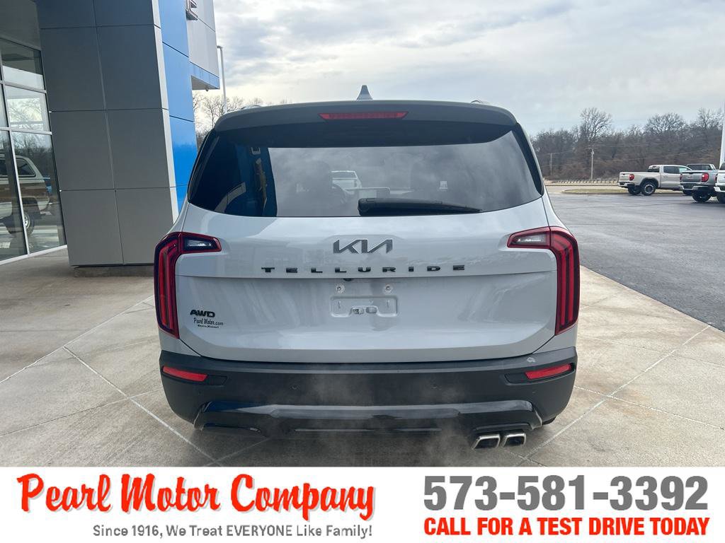 Used 2022 Kia Telluride SX w/ SX Prestige Package image 5