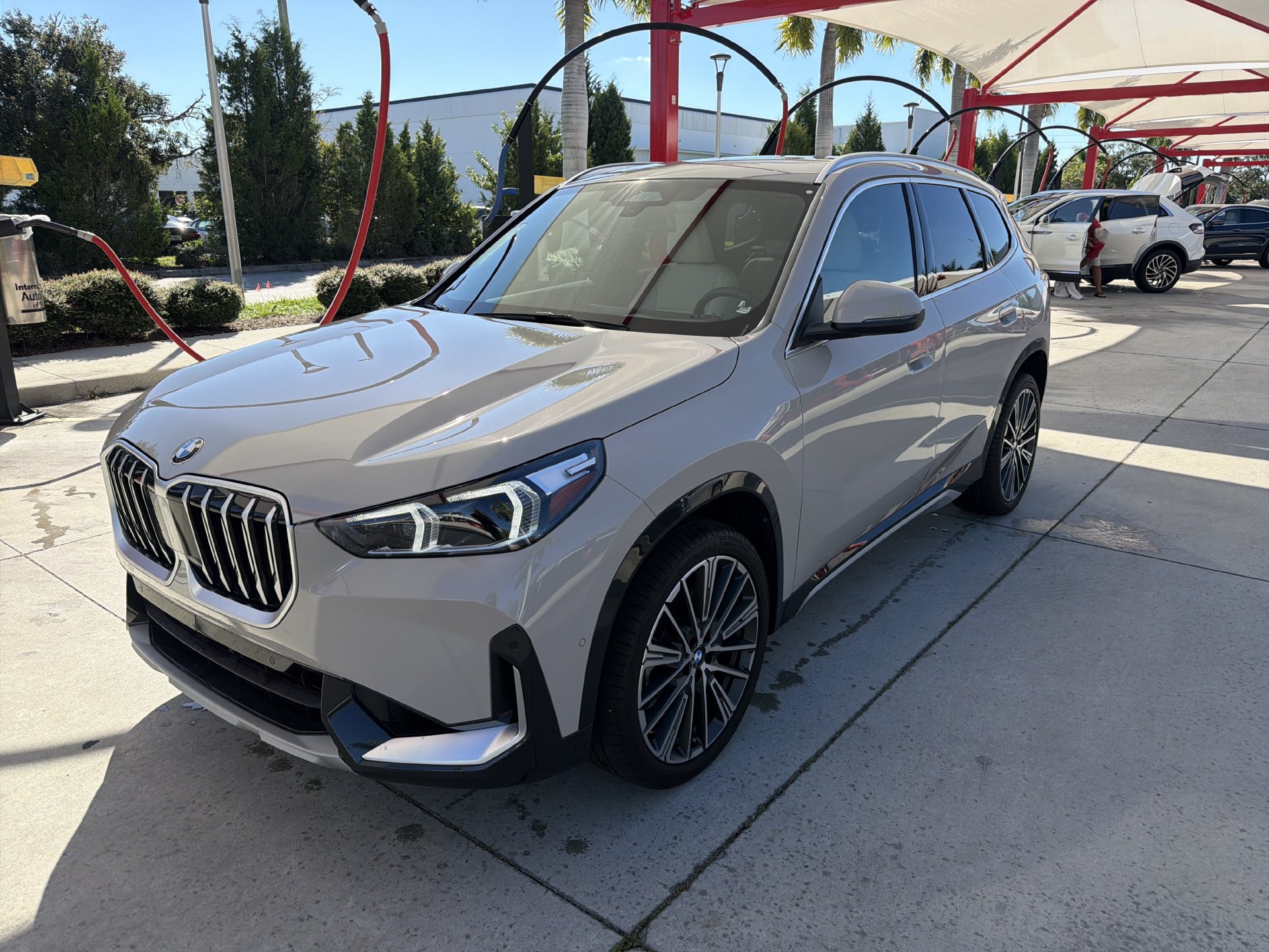 Used 2026 BMW X1 xDrive28i AWD/4WD image 8