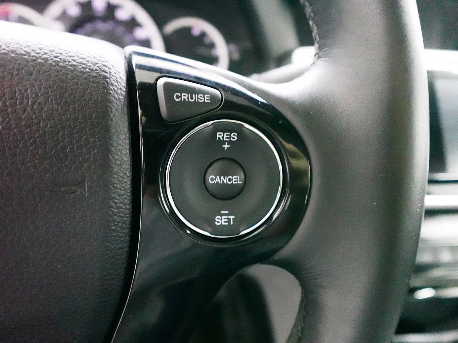 Certified 2017 Honda Accord EX-L image 18