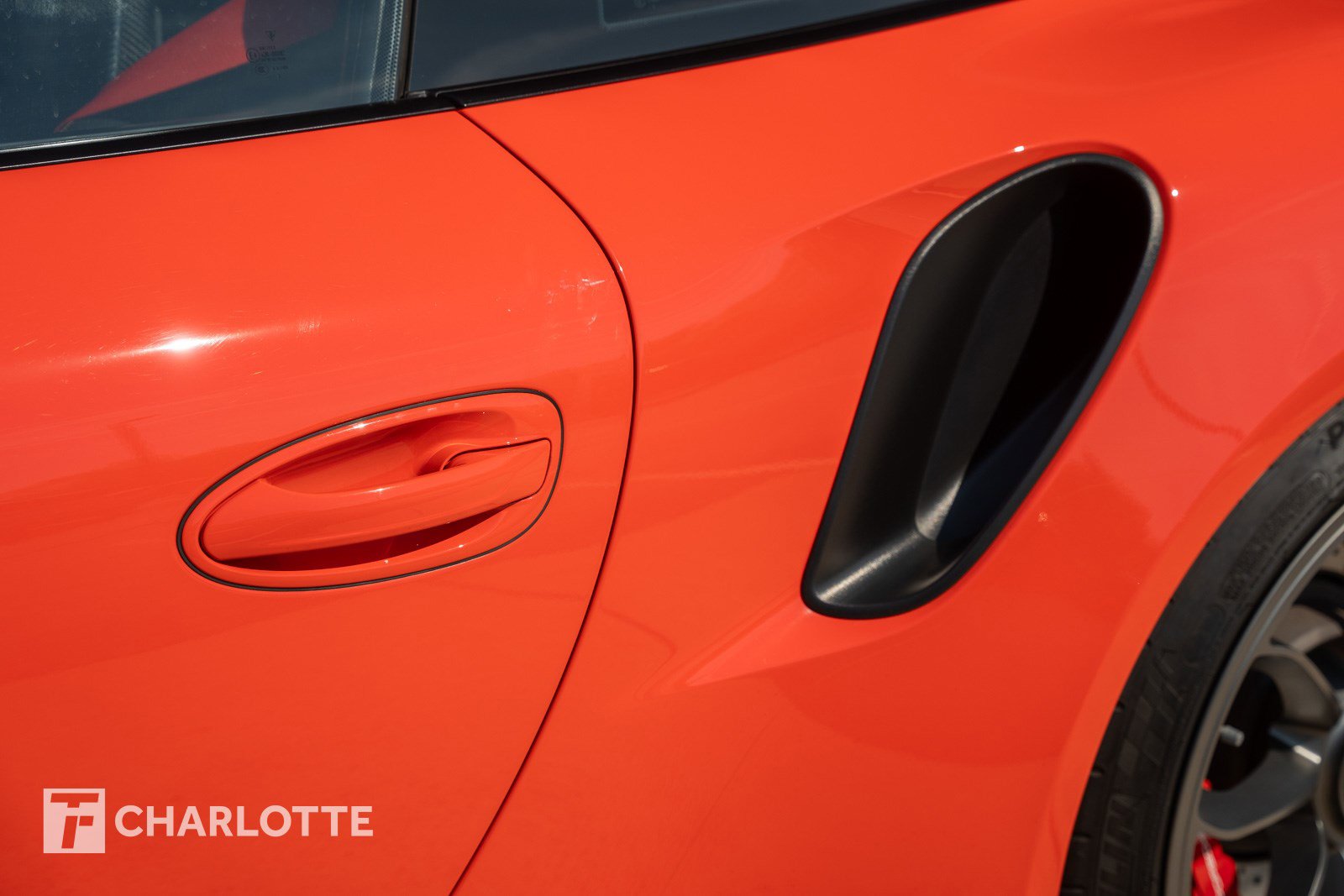 Used 2016 Porsche 911 GT3 RS w/ Painted Interior Package image 9