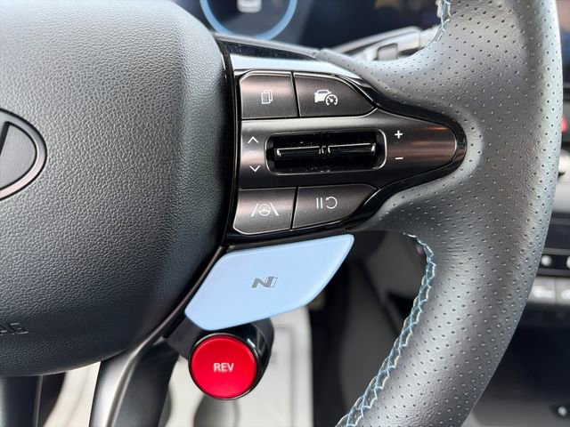 Used 2025 Hyundai Elantra N FWD image 13