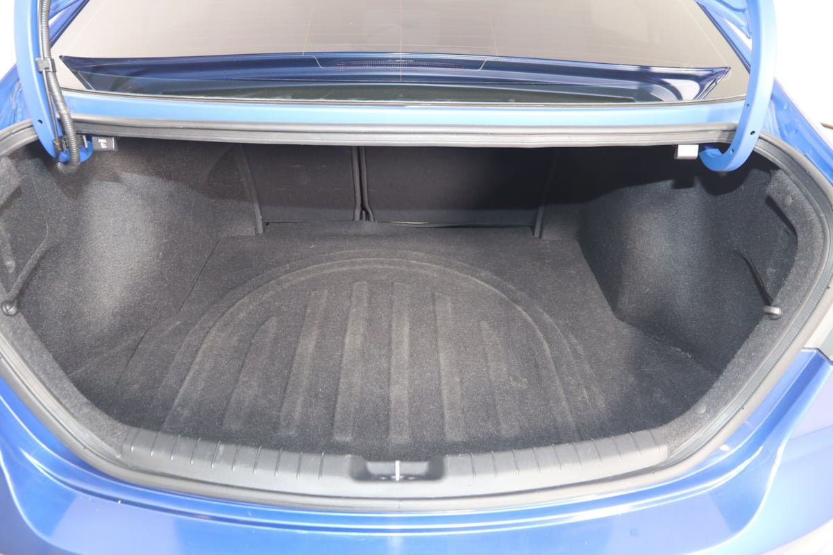 Used 2018 Hyundai Elantra SE FWD image 41