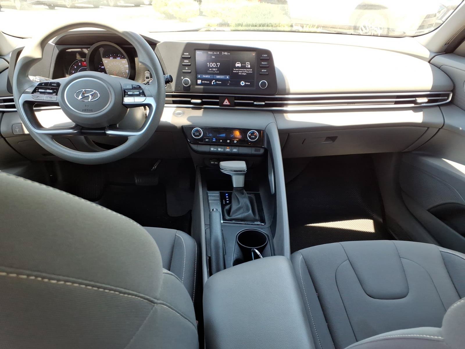 Certified 2023 Hyundai Elantra SEL FWD image 18