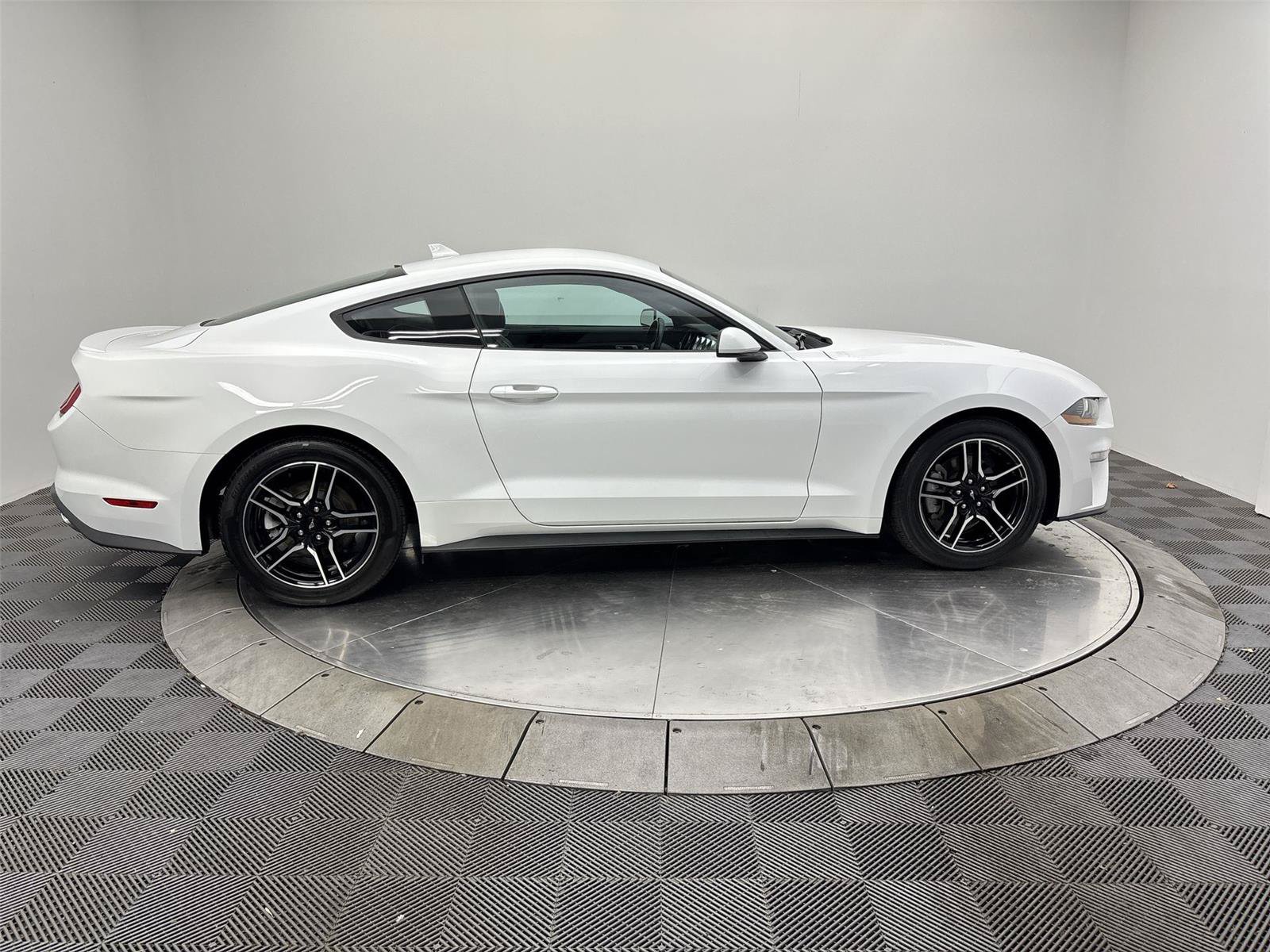 Used 2023 Ford Mustang Premium RWD image 17