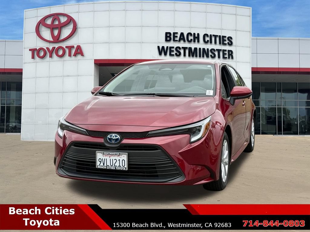 Certified 2025 Toyota Corolla LE w/ LE Premium Package FWD image 5