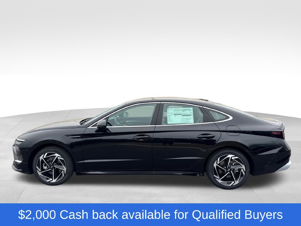 New 2026 Hyundai Sonata SEL FWD image 2